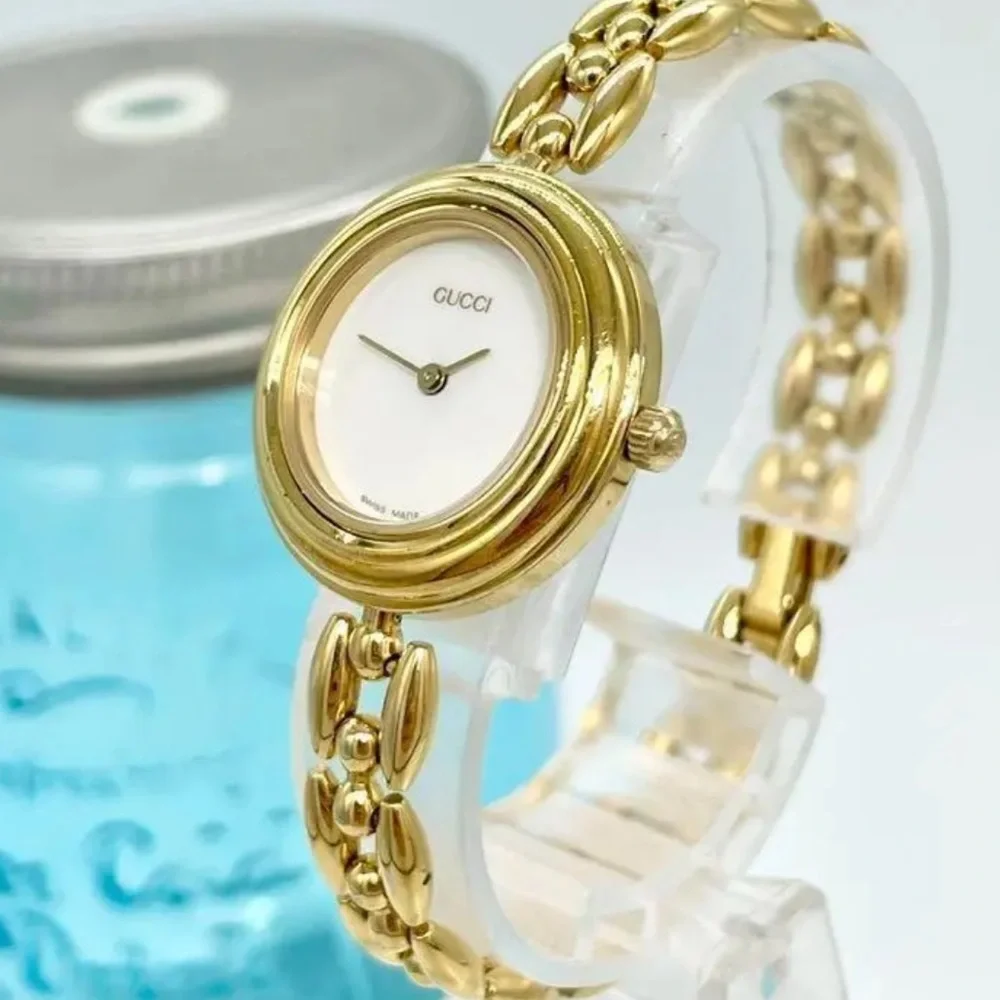 - Luxury Gucci Statement Watch Vintage RARE excellent condition 14k Gold P… - Picture 4 of 5
